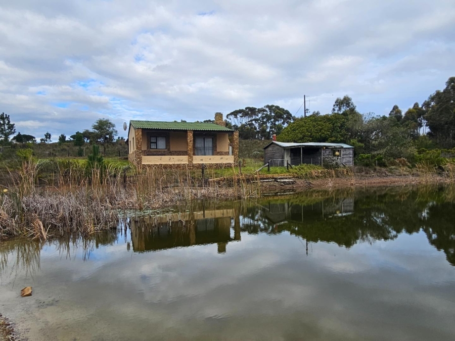 2 Bedroom Property for Sale in Baardskeerdersbos Western Cape